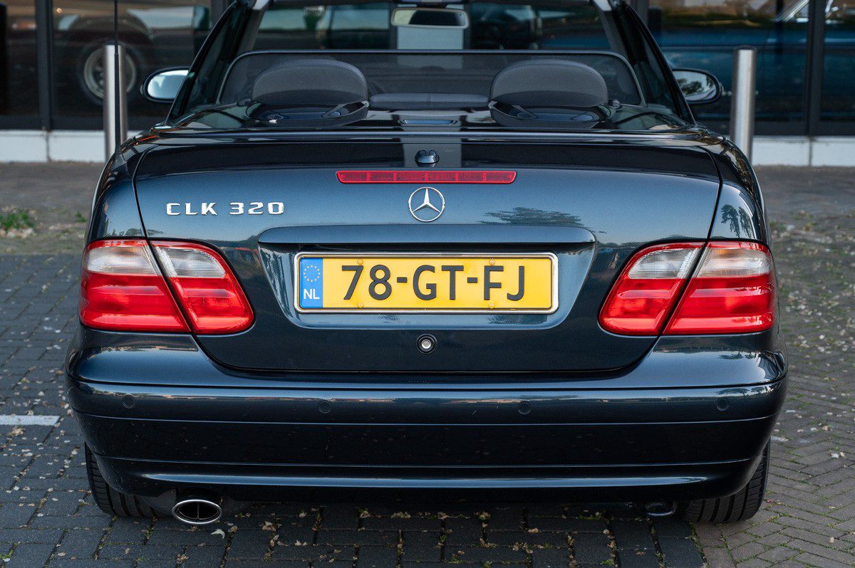 Mercedes-Benz CLK-Klasse (2001) — foto 74