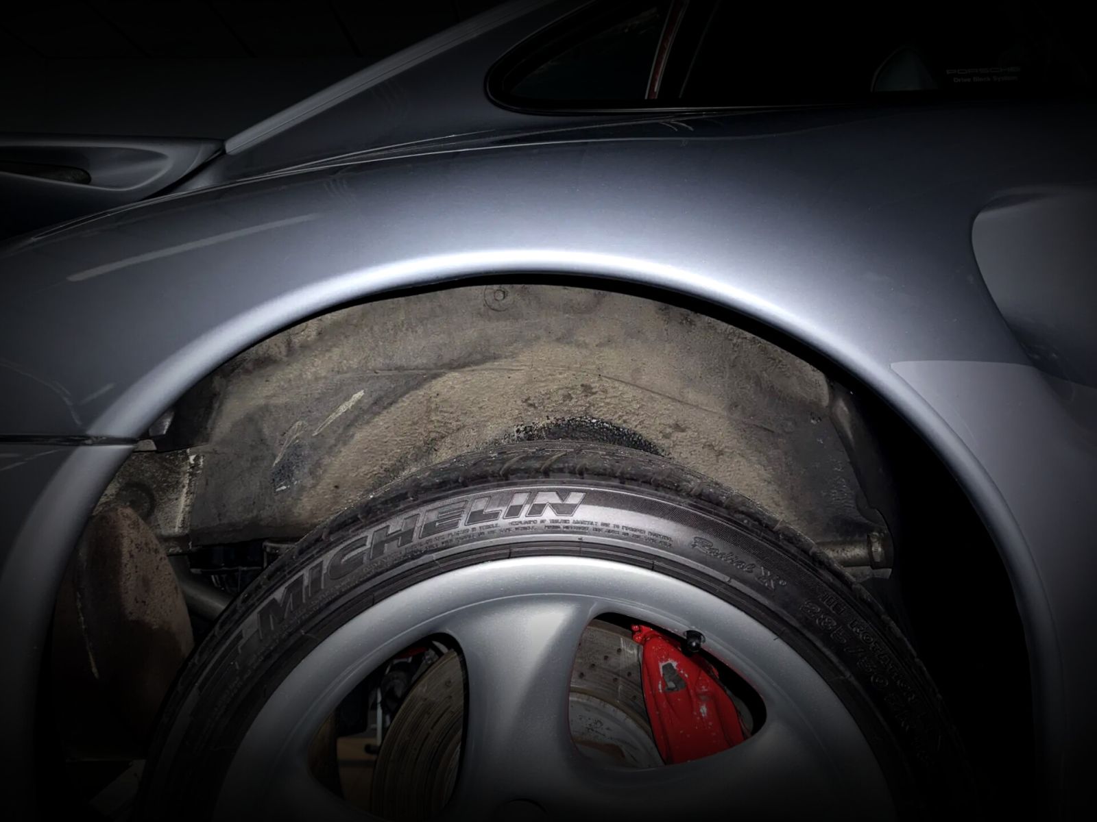 Porsche 911 (1995) — صورة 108