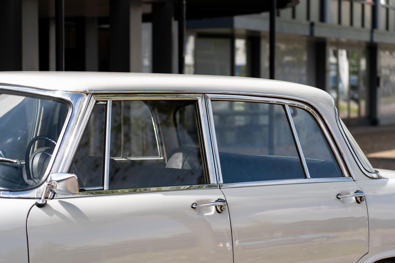 Alfa Romeo 2600 (1966) — foto 13