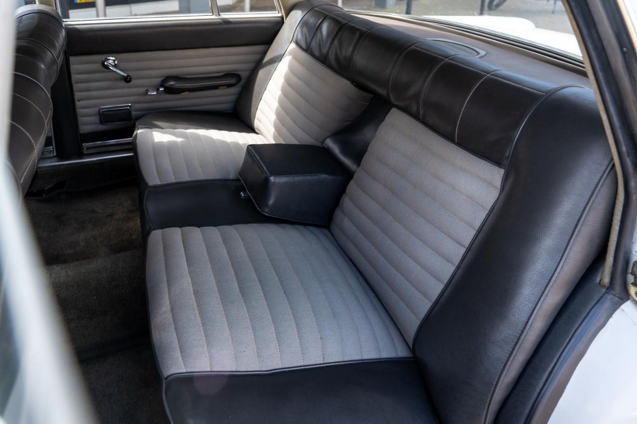 Alfa Romeo 2600 (1966) — foto 21