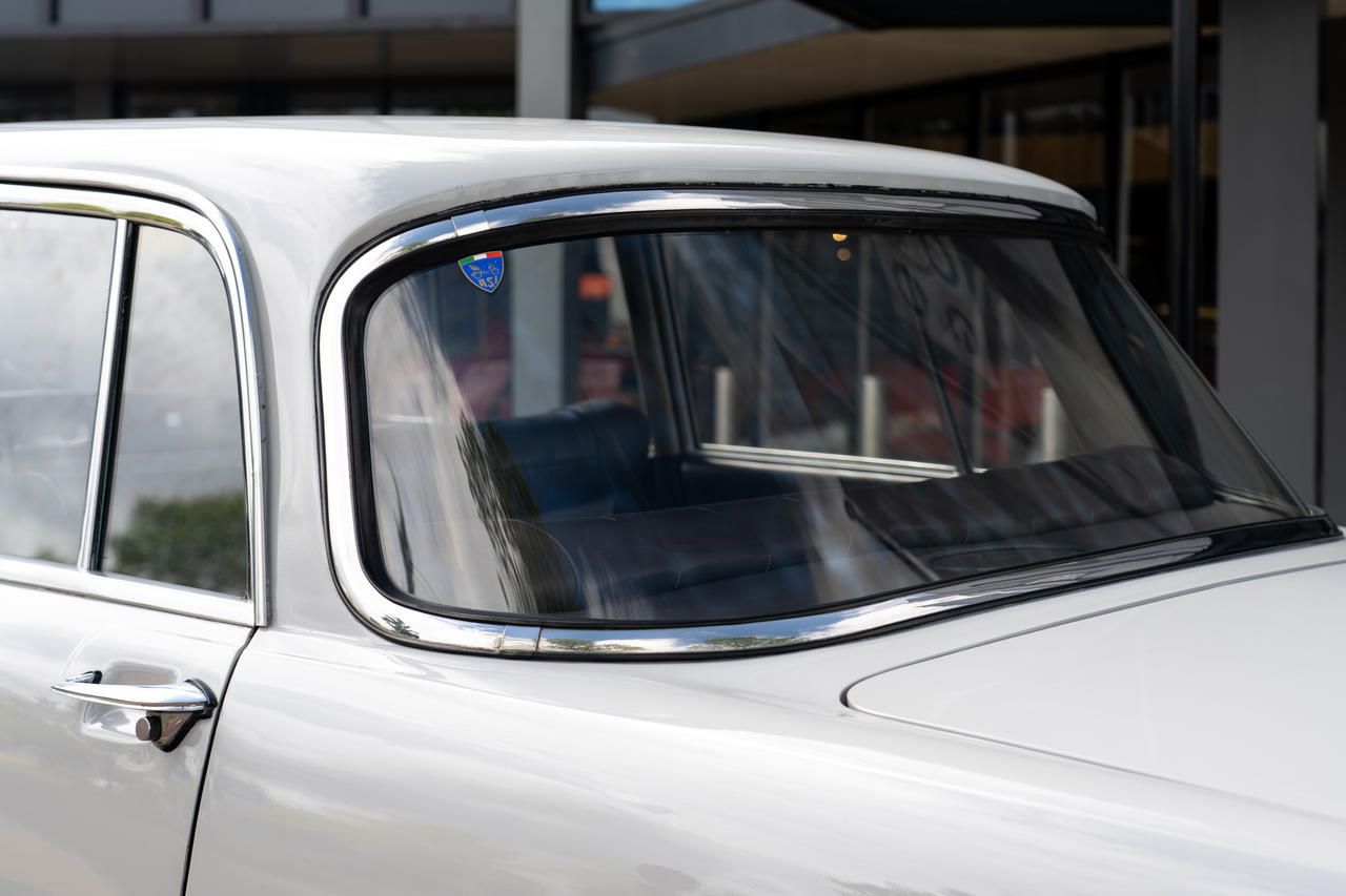 Alfa Romeo 2600 (1966) — foto 15