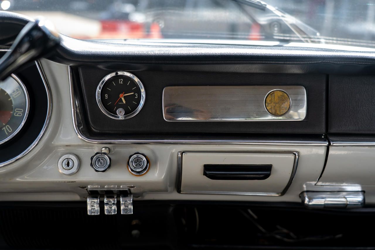Alfa Romeo 2600 (1966) — foto 24