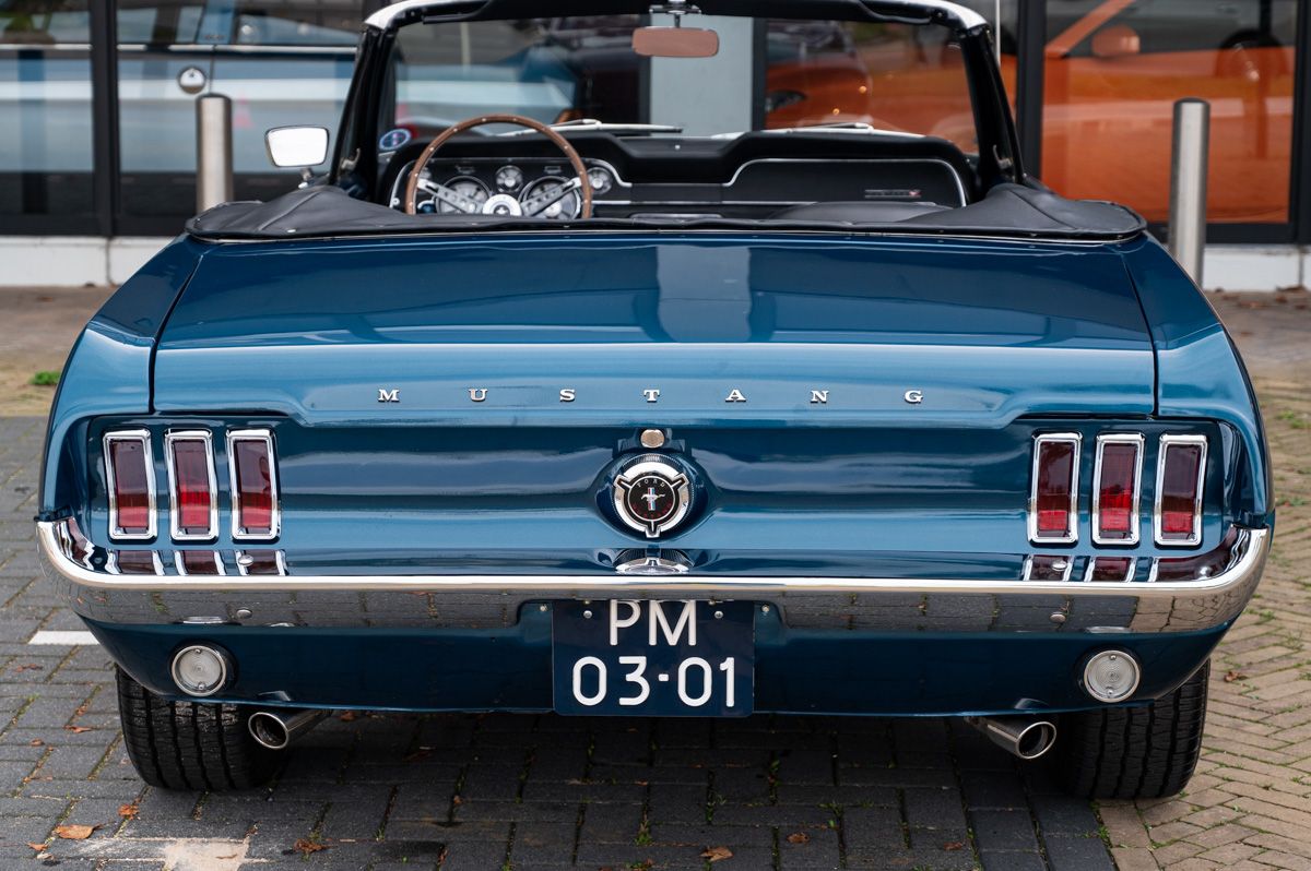 Ford Mustang (1967) — foto 20