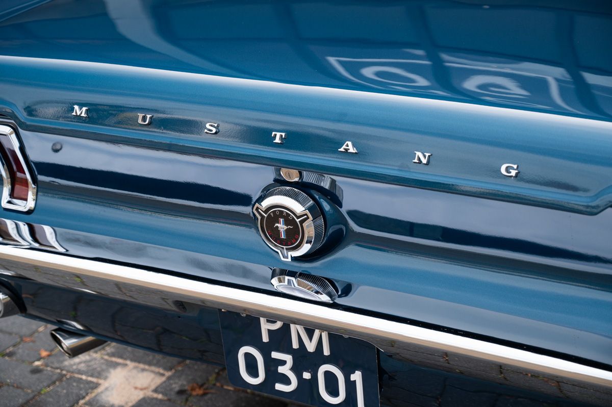 Ford Mustang (1967) — foto 31