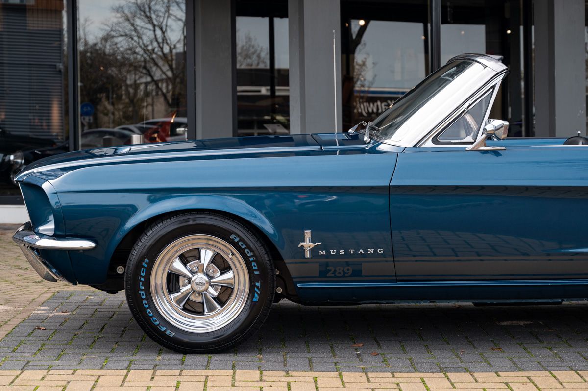 Ford Mustang (1967) — foto 12