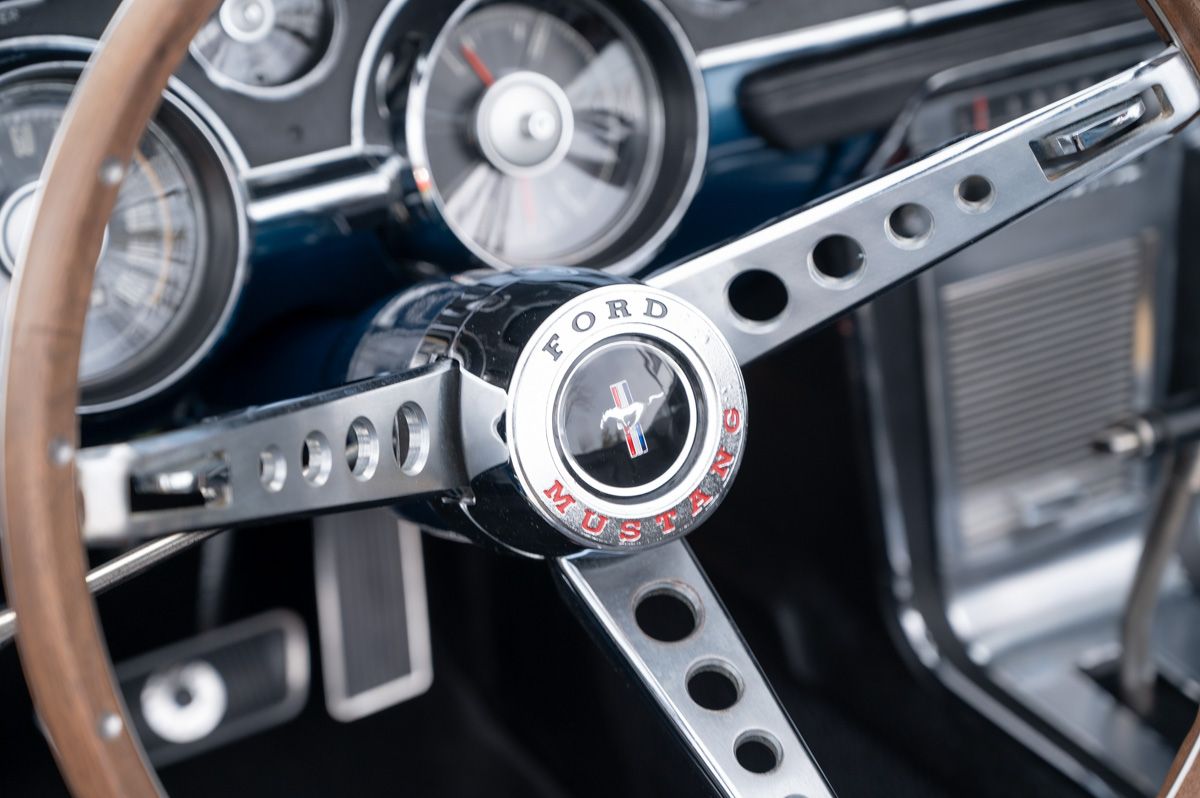 Ford Mustang (1967) — foto 33