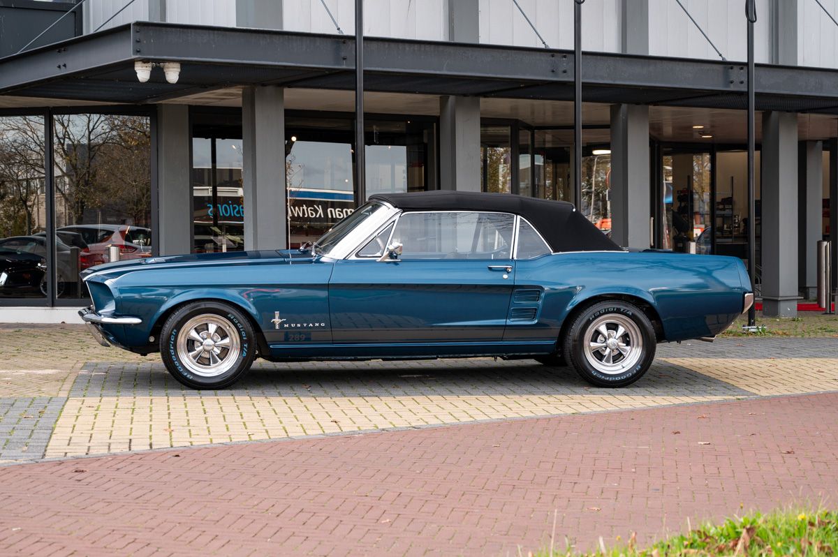 Ford Mustang (1967) — foto 11