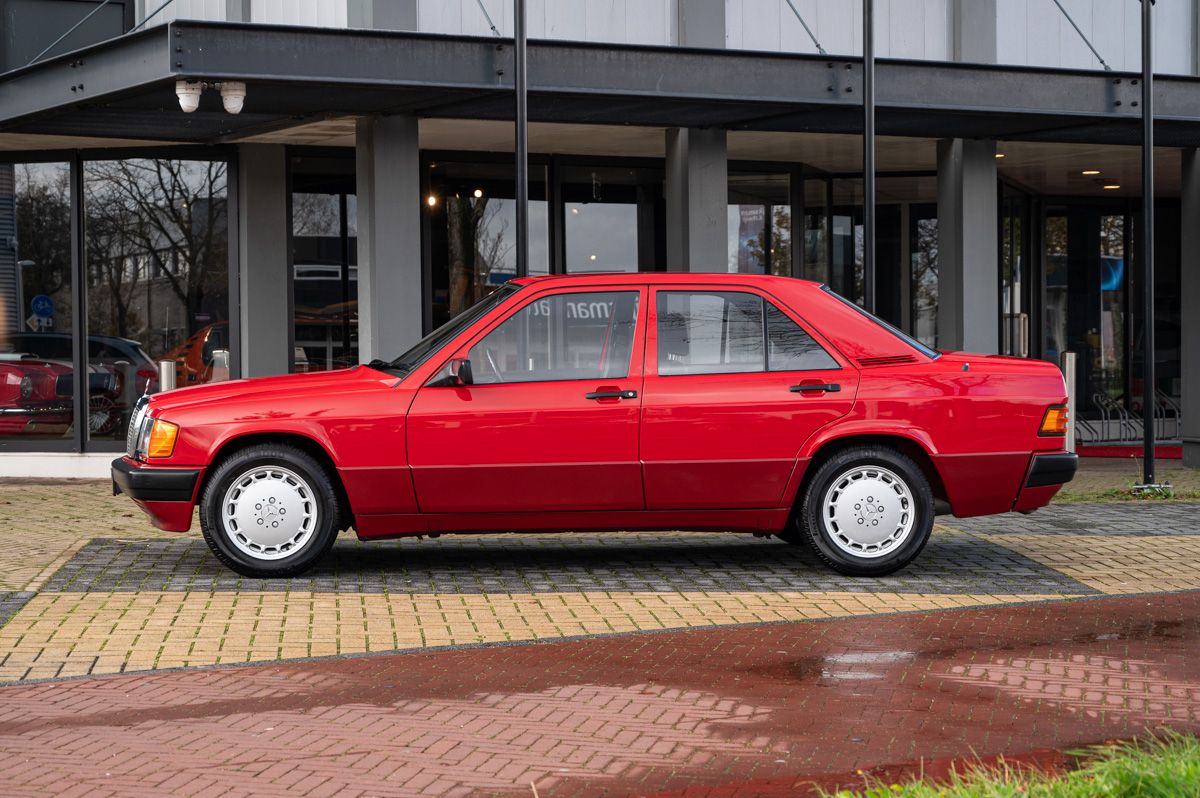 Mercedes-Benz 190-Serie (1992) — foto 2