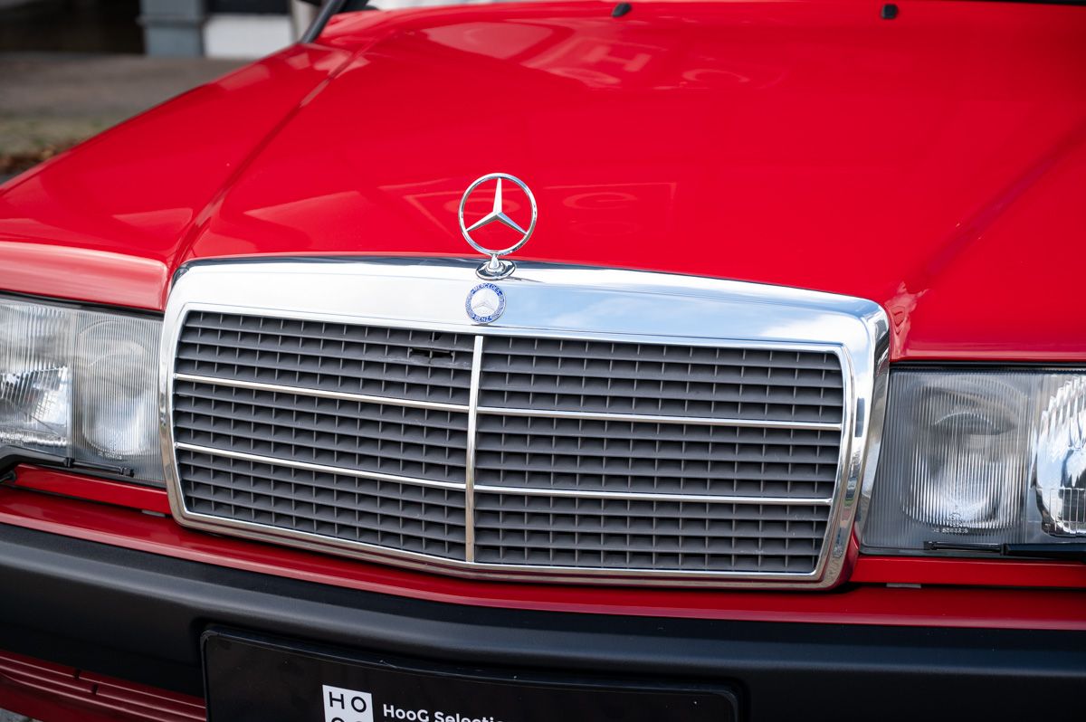 Mercedes-Benz 190-Serie (1992) — foto 23