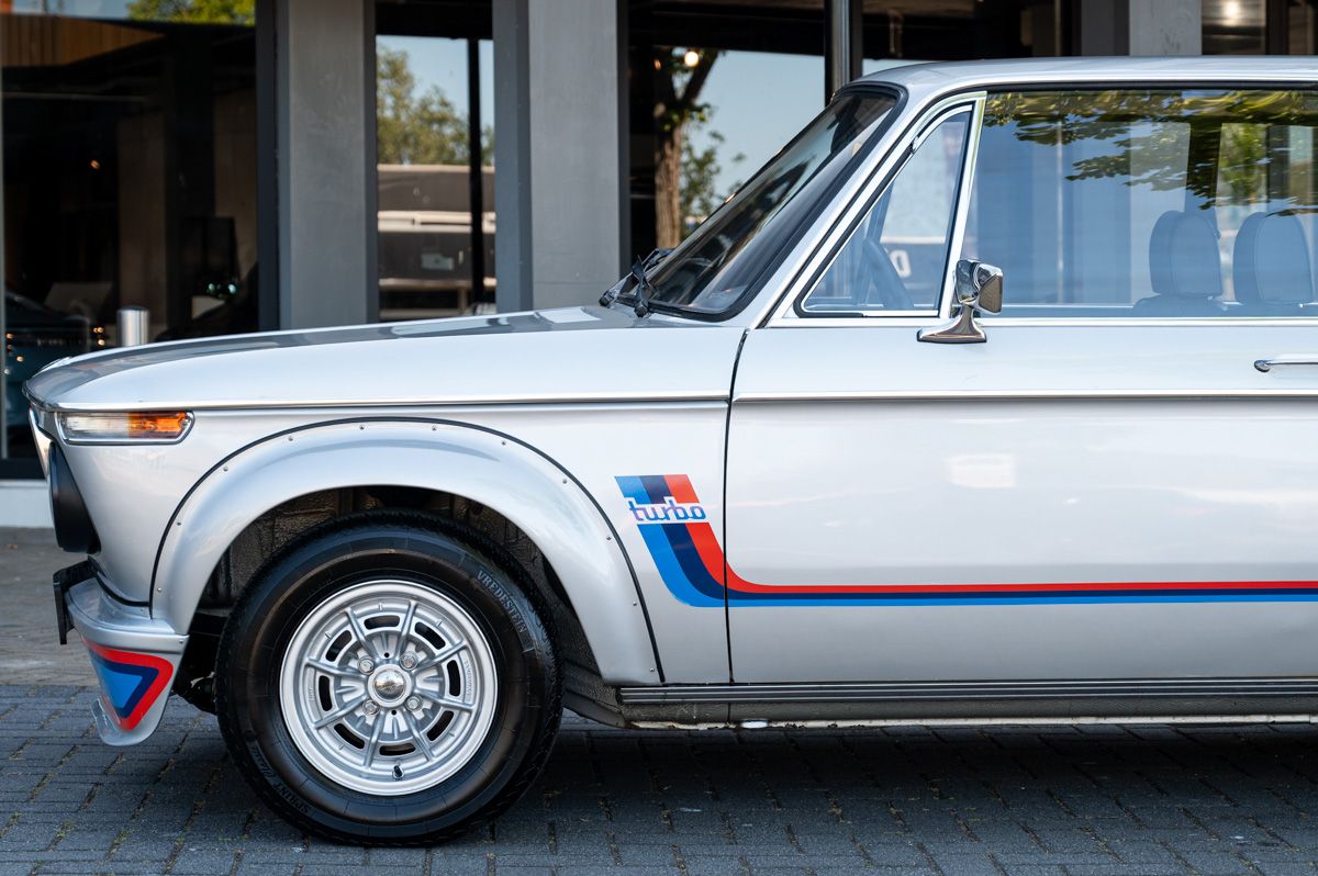 BMW 2002 (1974) — Foto 13