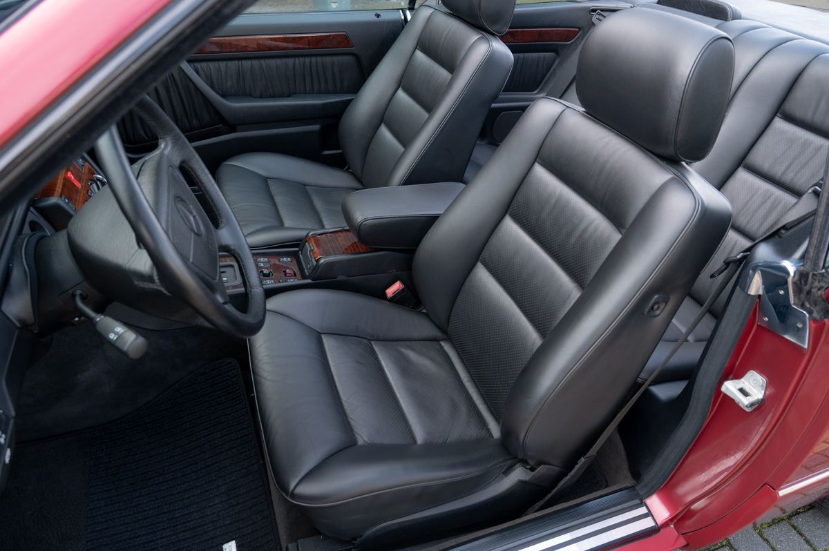 Mercedes-Benz E-Klasse (1995) — foto 42