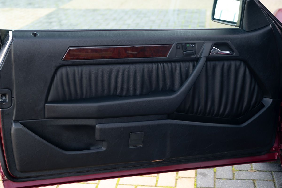 Mercedes-Benz E-Klasse (1995) — foto 56