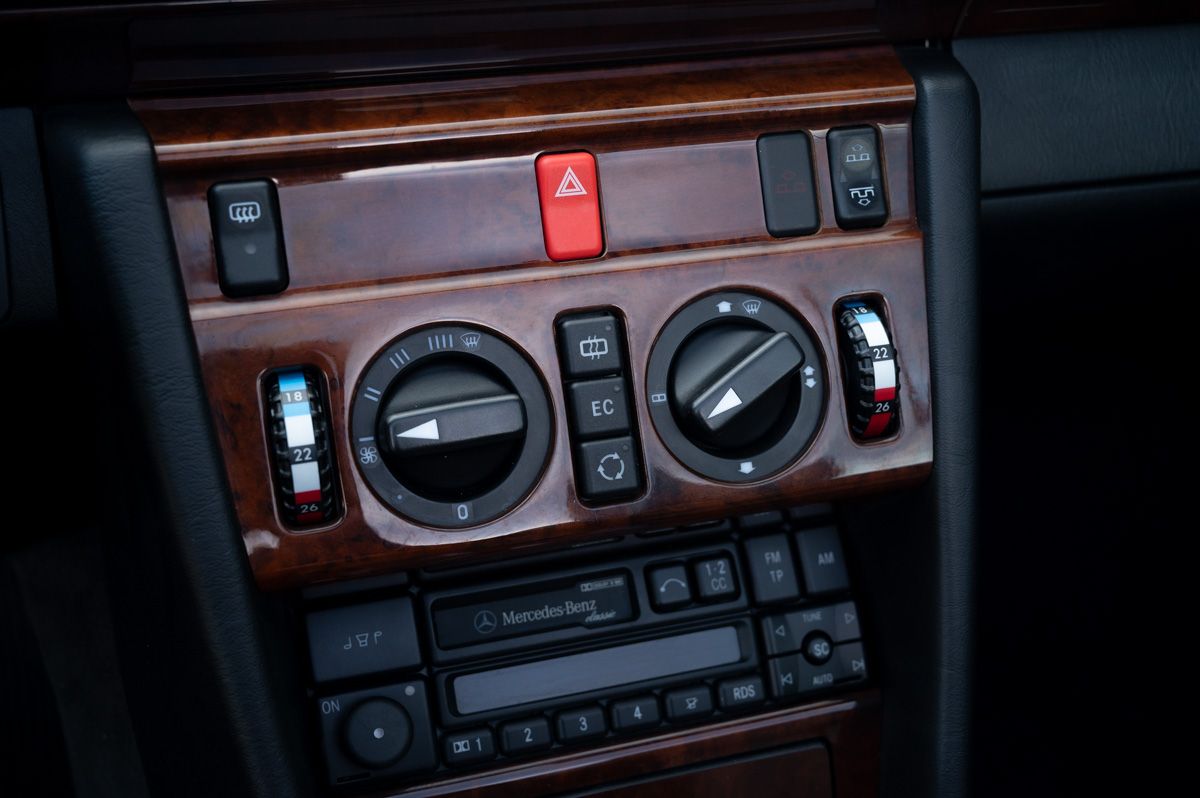 Mercedes-Benz E-Klasse (1995) — foto 59