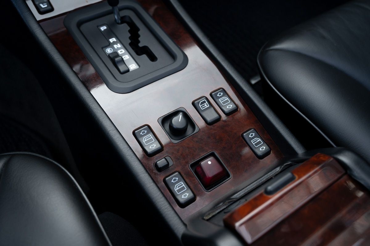 Mercedes-Benz E-Klasse (1995) — foto 62