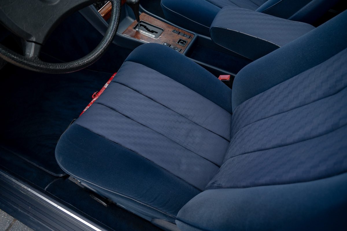 Mercedes-Benz S-Klasse (1985) — صورة 40