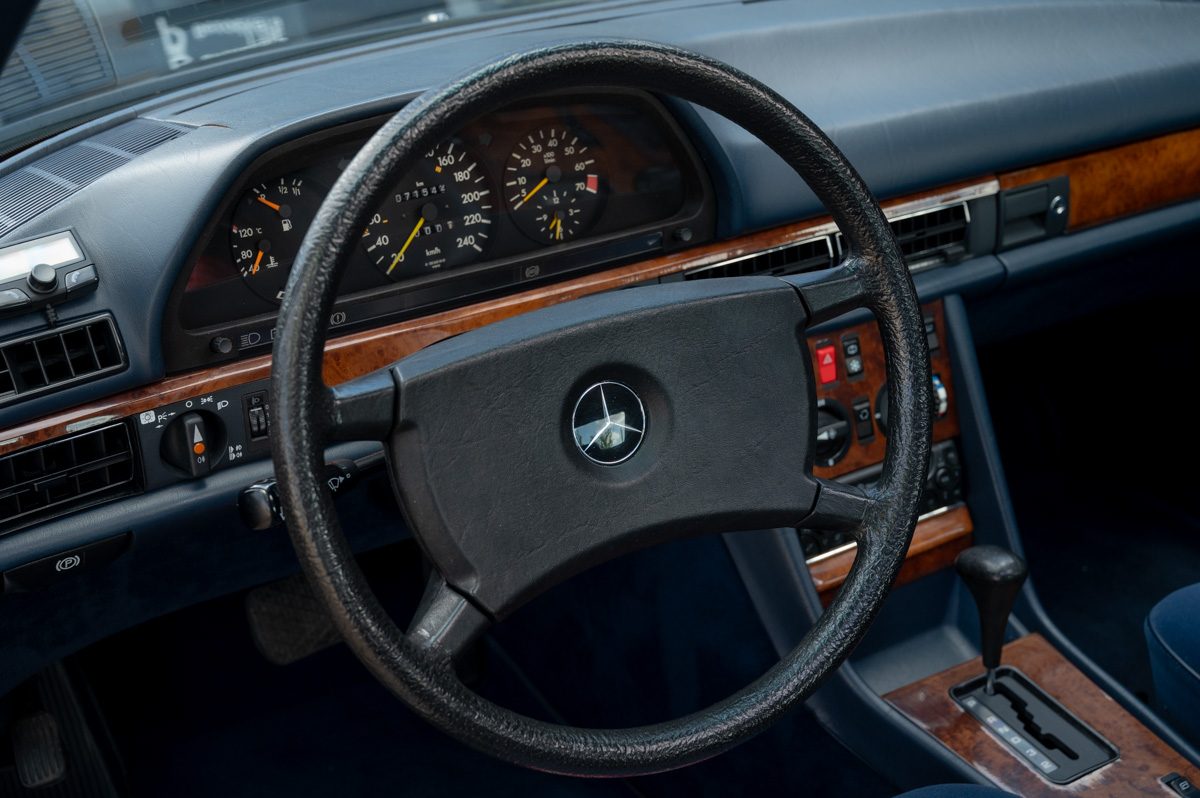 Mercedes-Benz S-Klasse (1985) — صورة 46