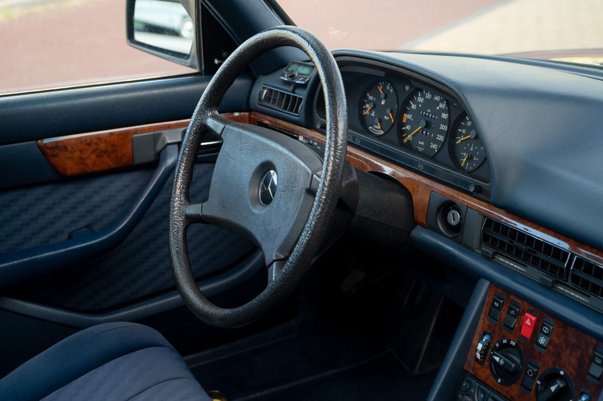 Mercedes-Benz S-Klasse (1985) — صورة 47
