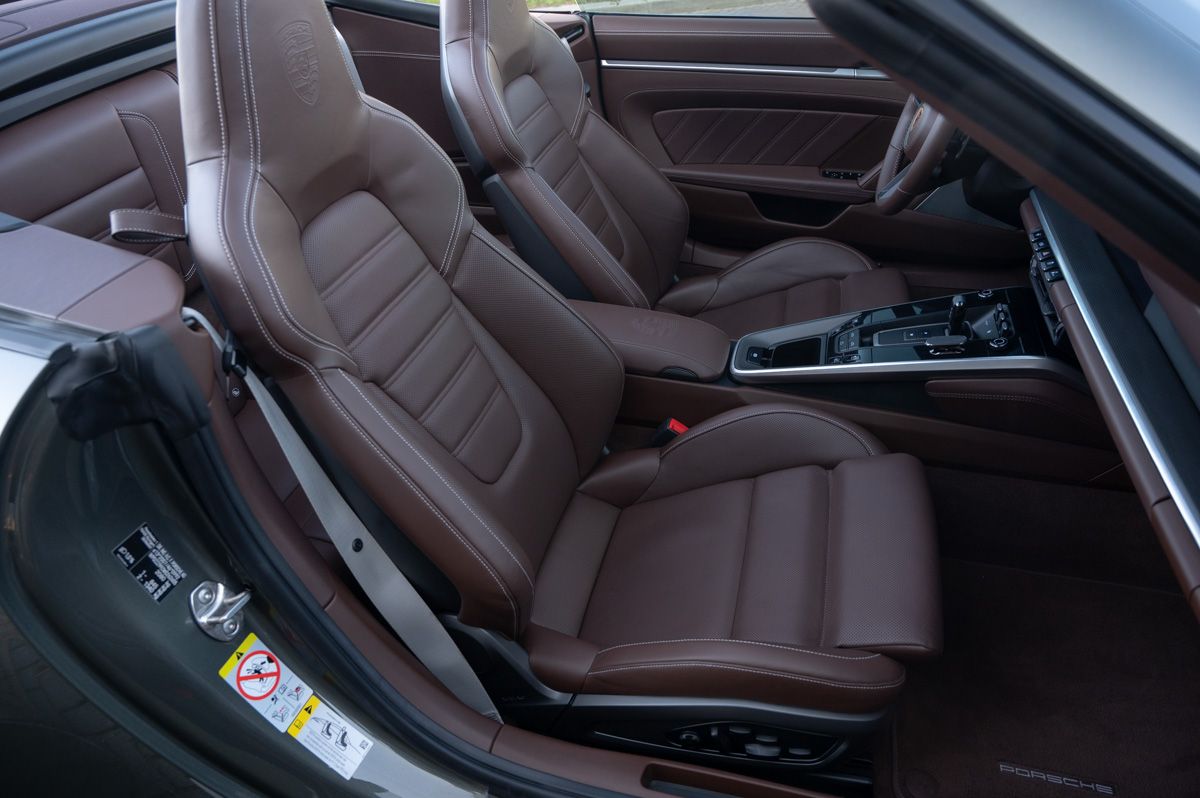 Porsche 911 (2021) — foto 59