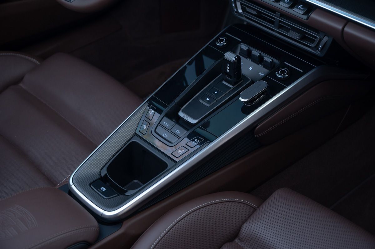 Porsche 911 (2021) — foto 78
