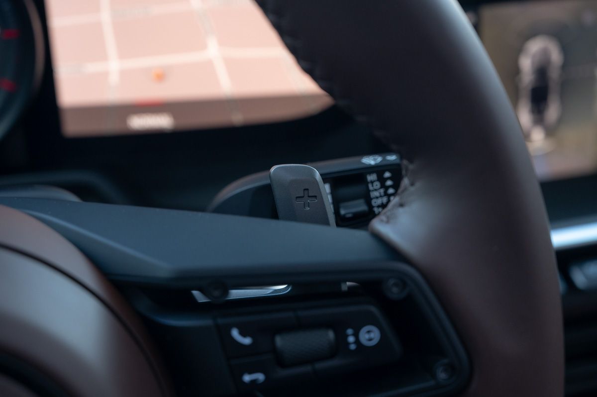 Porsche 911 (2021) — foto 83
