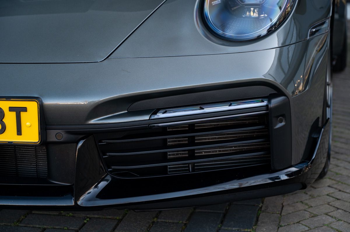 Porsche 911 (2021) — foto 42