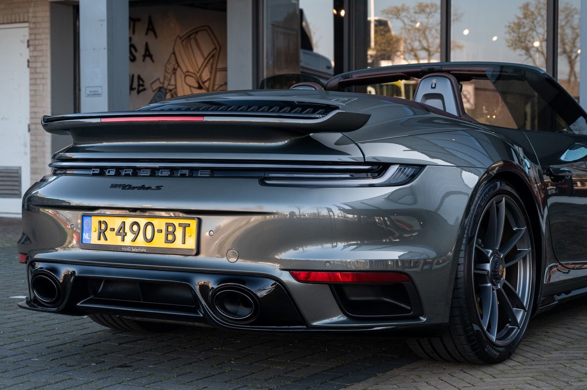 Porsche 911 (2021) — foto 12