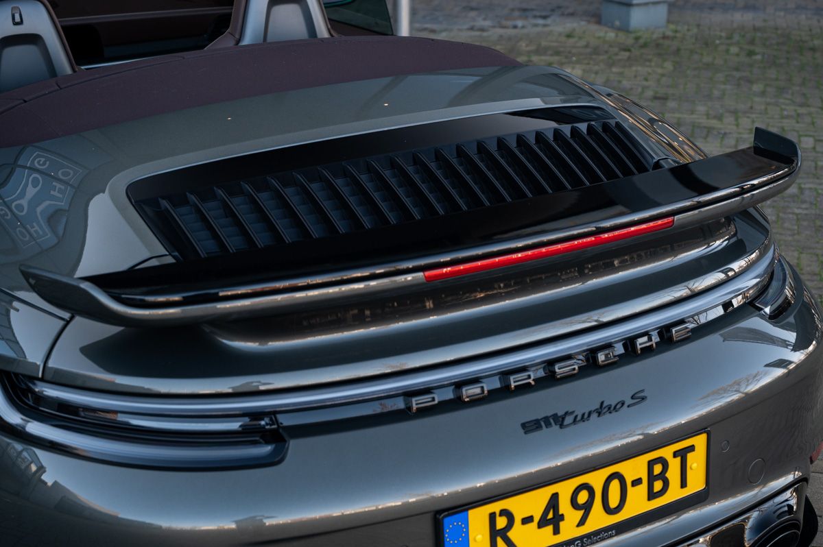 Porsche 911 (2021) — foto 44