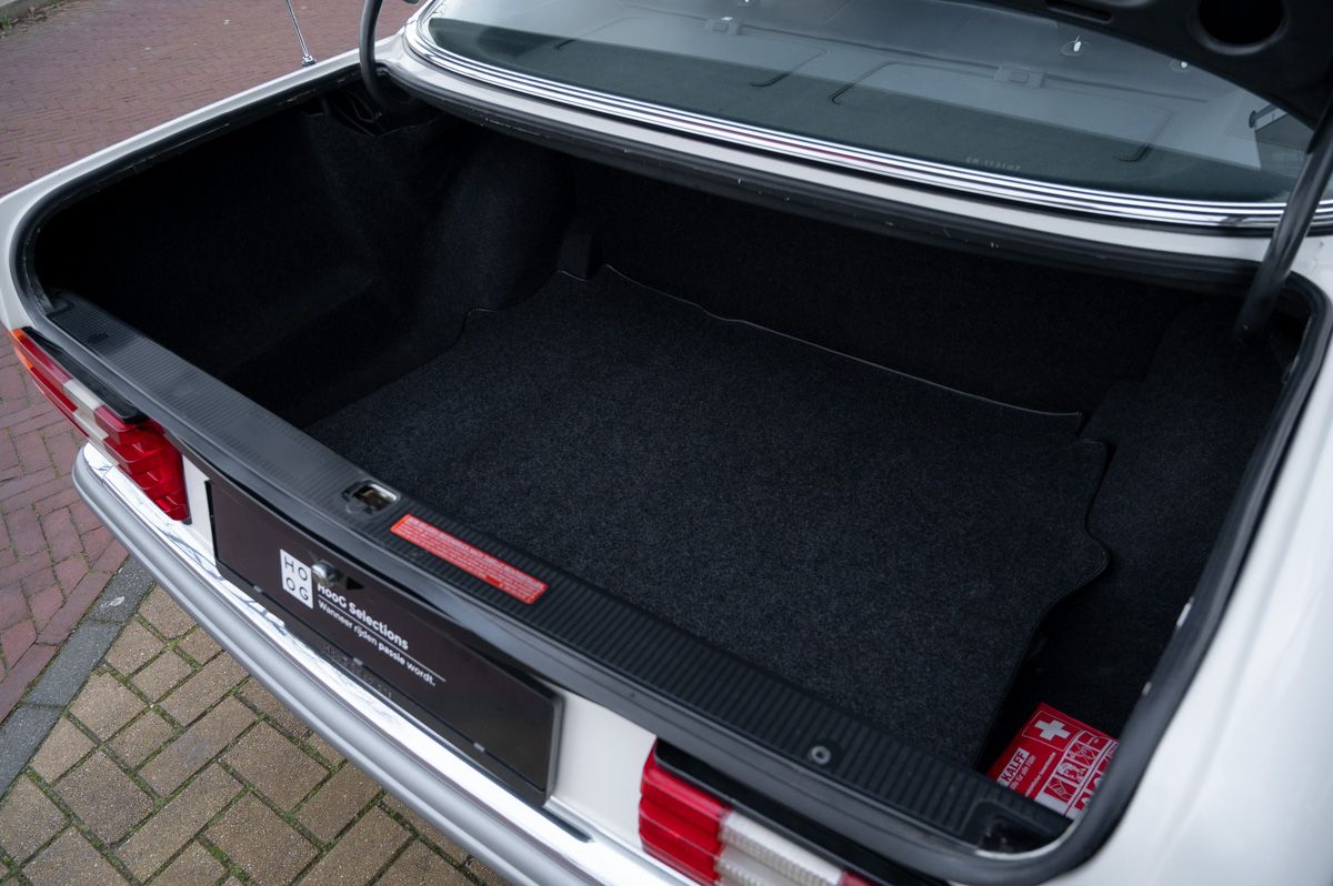 Mercedes-Benz S-Klasse (1984) — foto 52