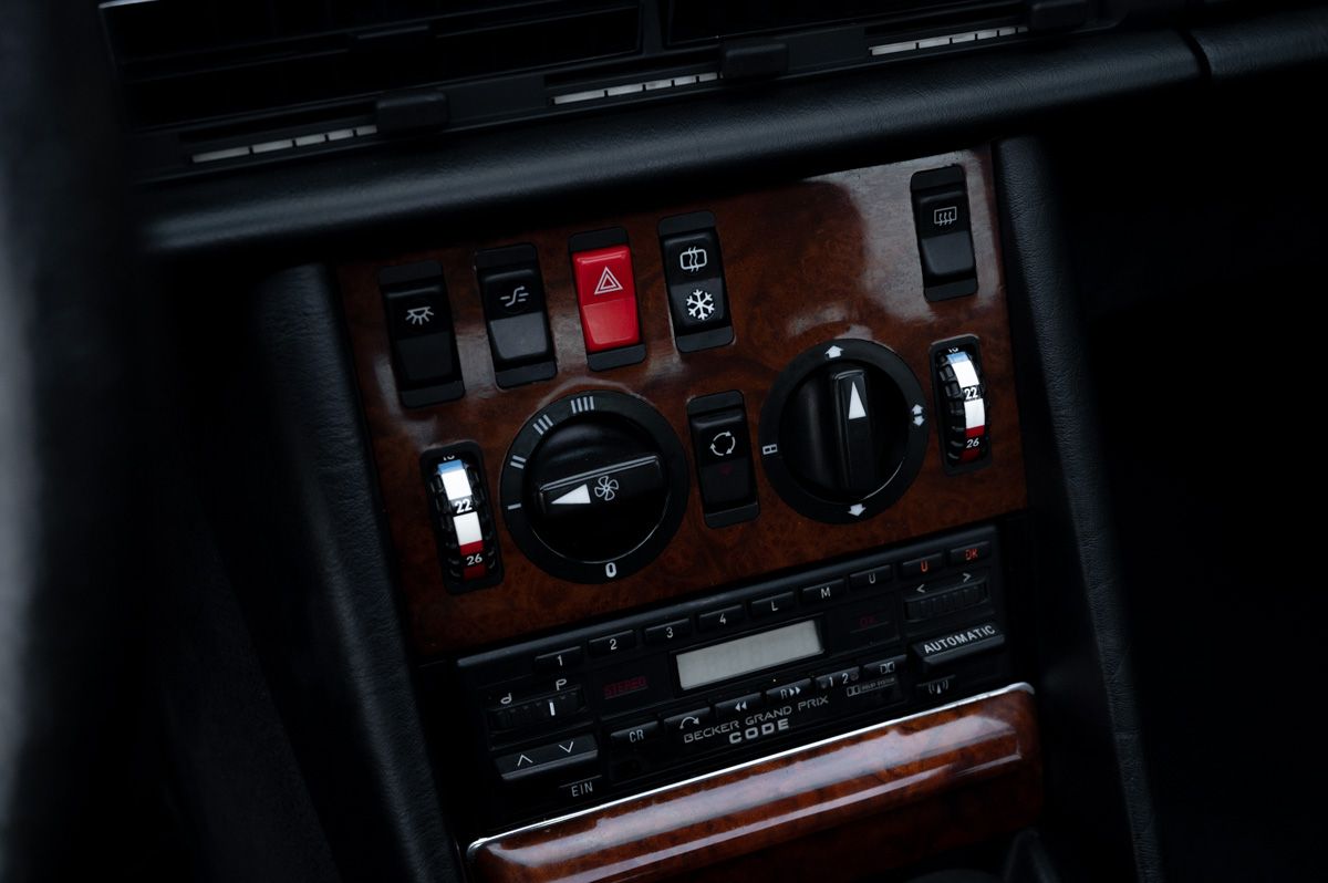 Mercedes-Benz S-Klasse (1984) — foto 58
