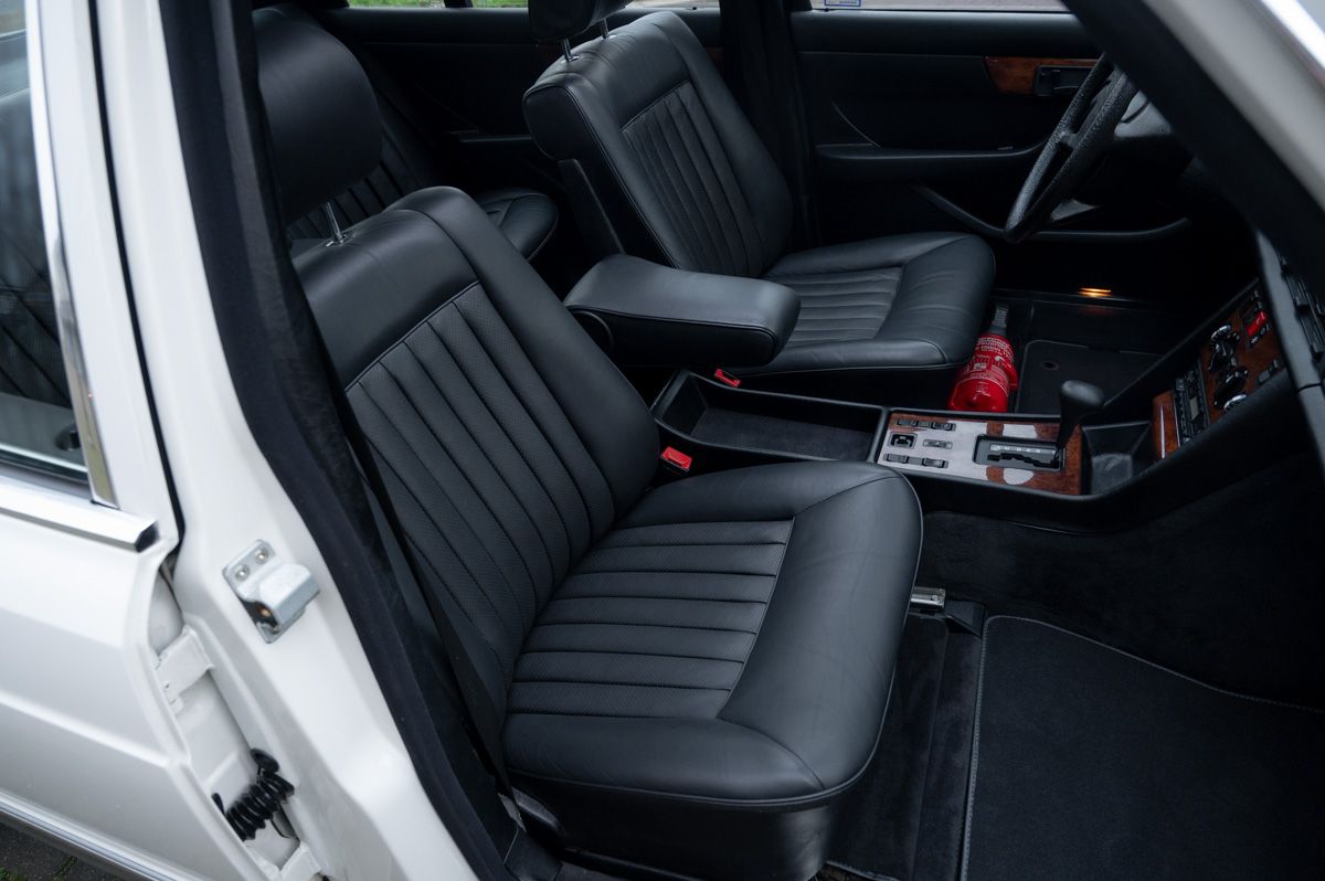 Mercedes-Benz S-Klasse (1984) — foto 47
