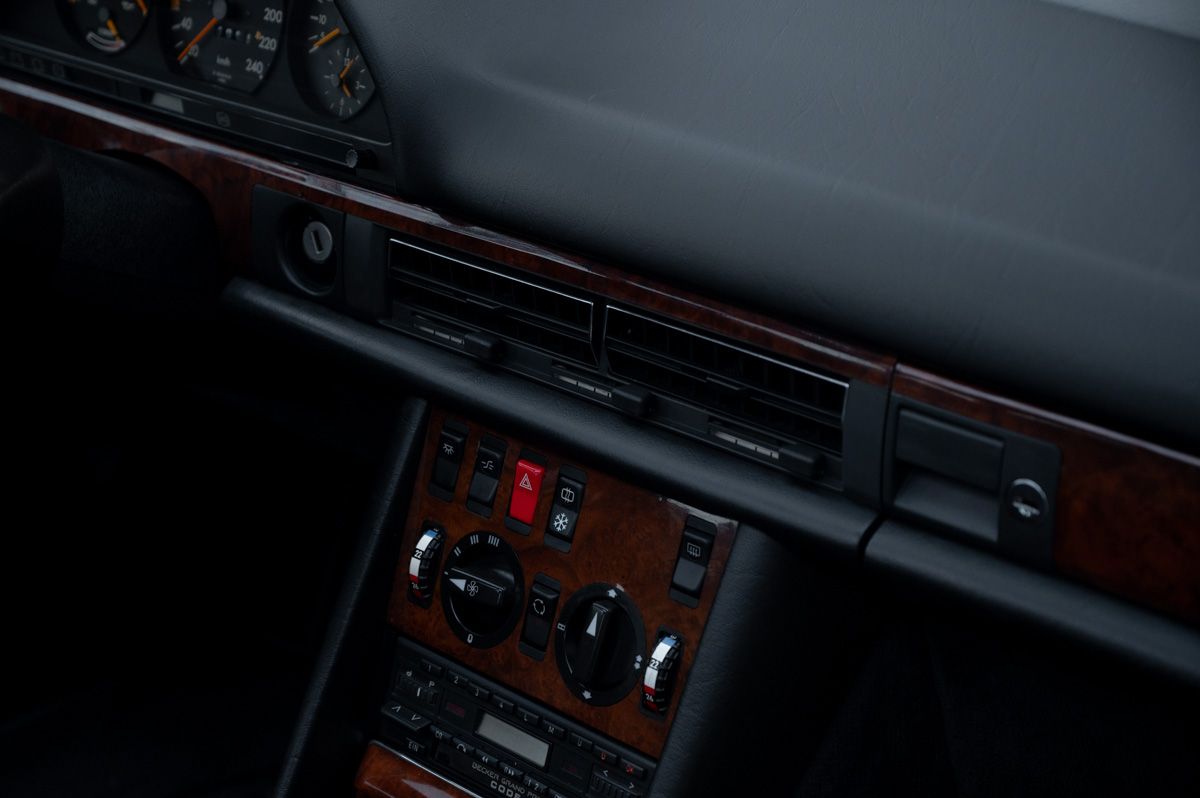 Mercedes-Benz S-Klasse (1984) — foto 67