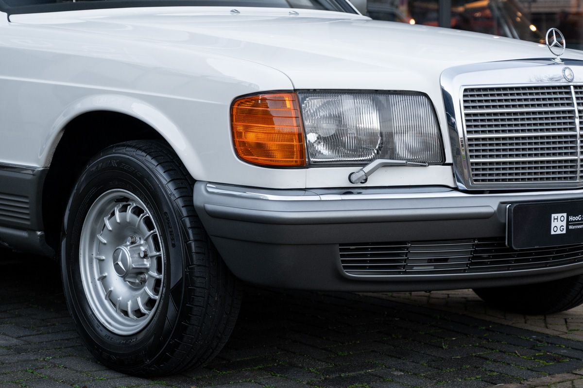Mercedes-Benz S-Klasse (1984) — foto 16