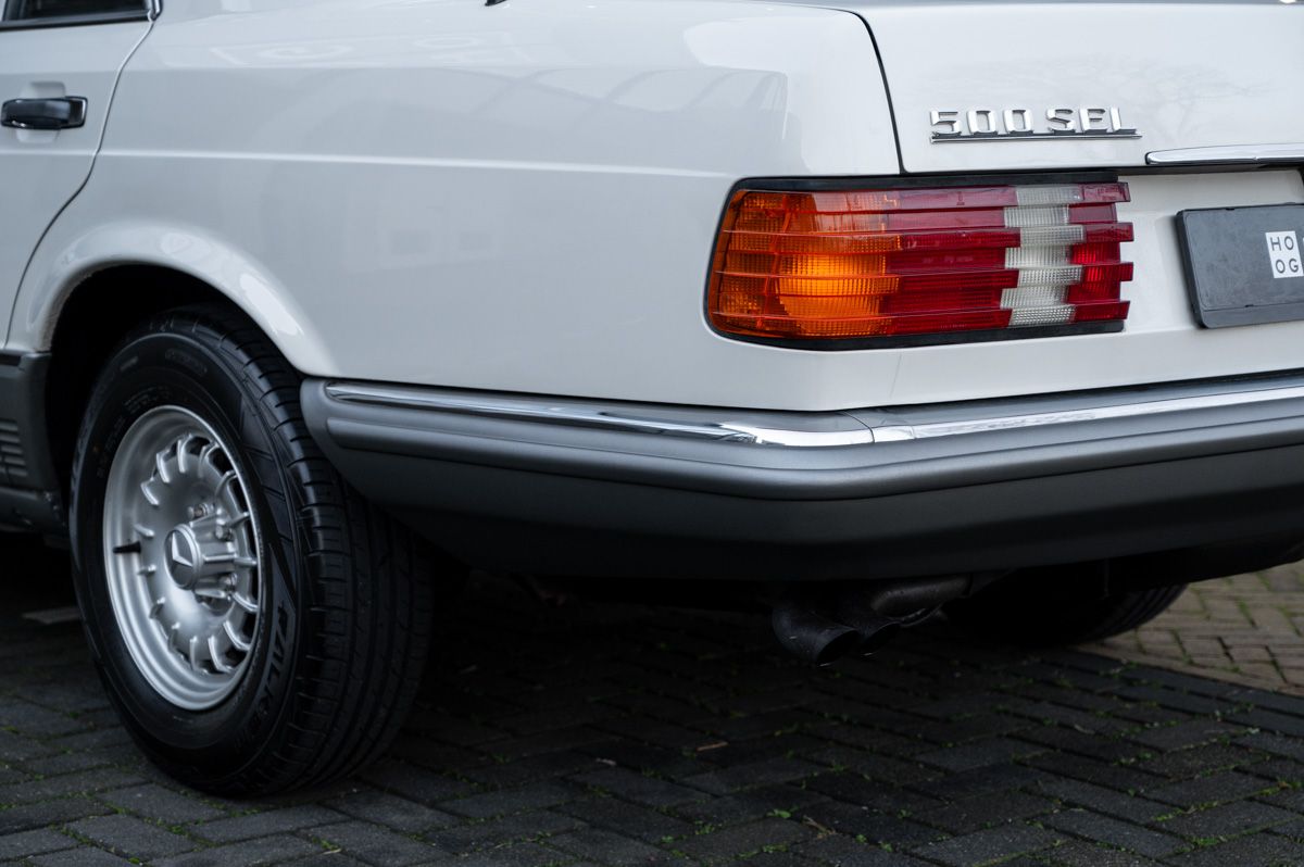 Mercedes-Benz S-Klasse (1984) — foto 18