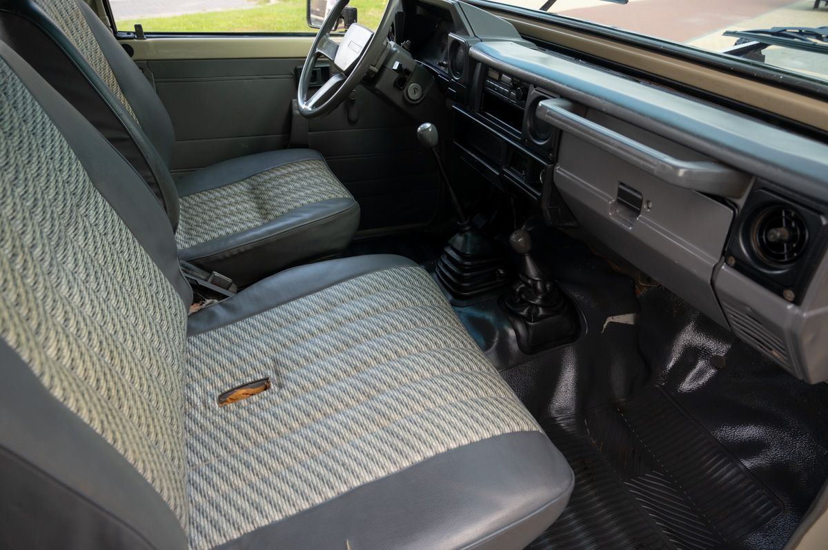 Toyota Land Cruiser (1994) — Foto 43