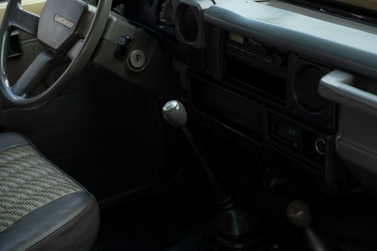 Toyota Land Cruiser (1994) — Foto 56