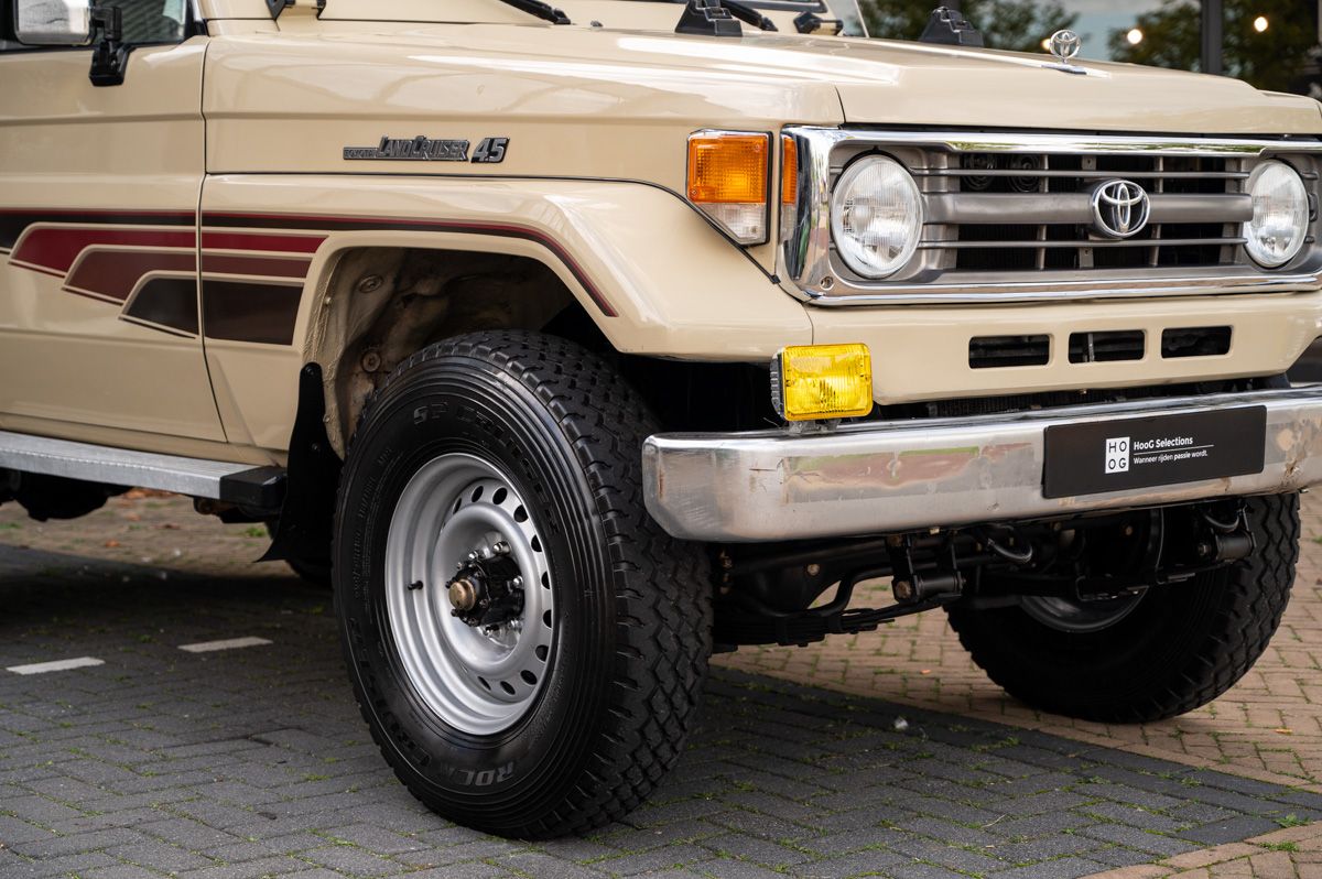 Toyota Land Cruiser (1994) — Foto 15