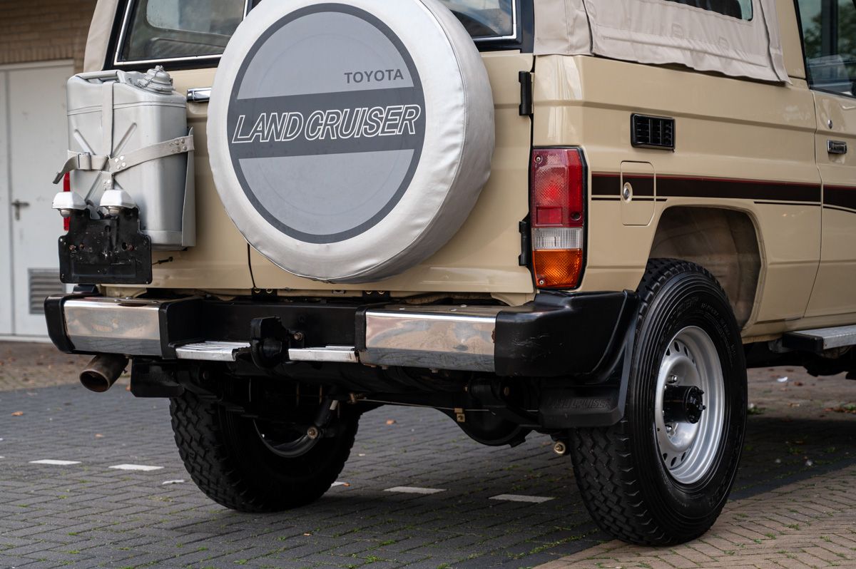 Toyota Land Cruiser (1994) — Foto 3