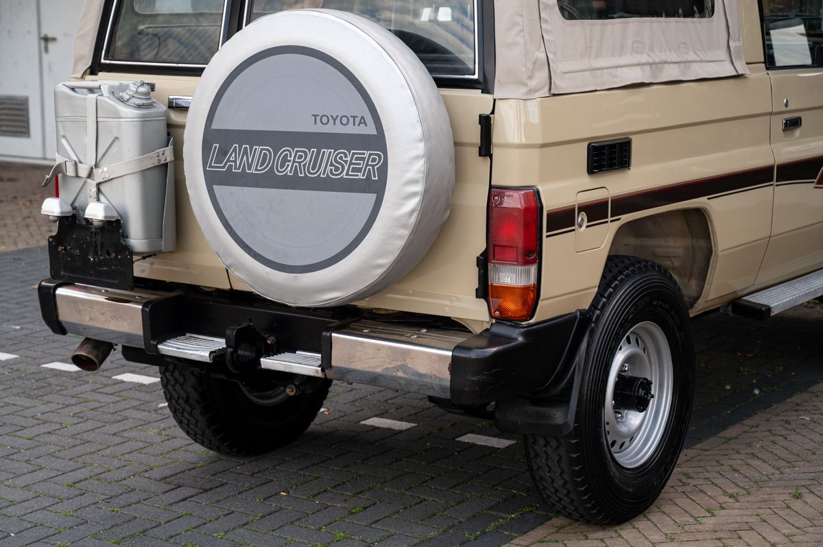 Toyota Land Cruiser (1994) — Foto 10
