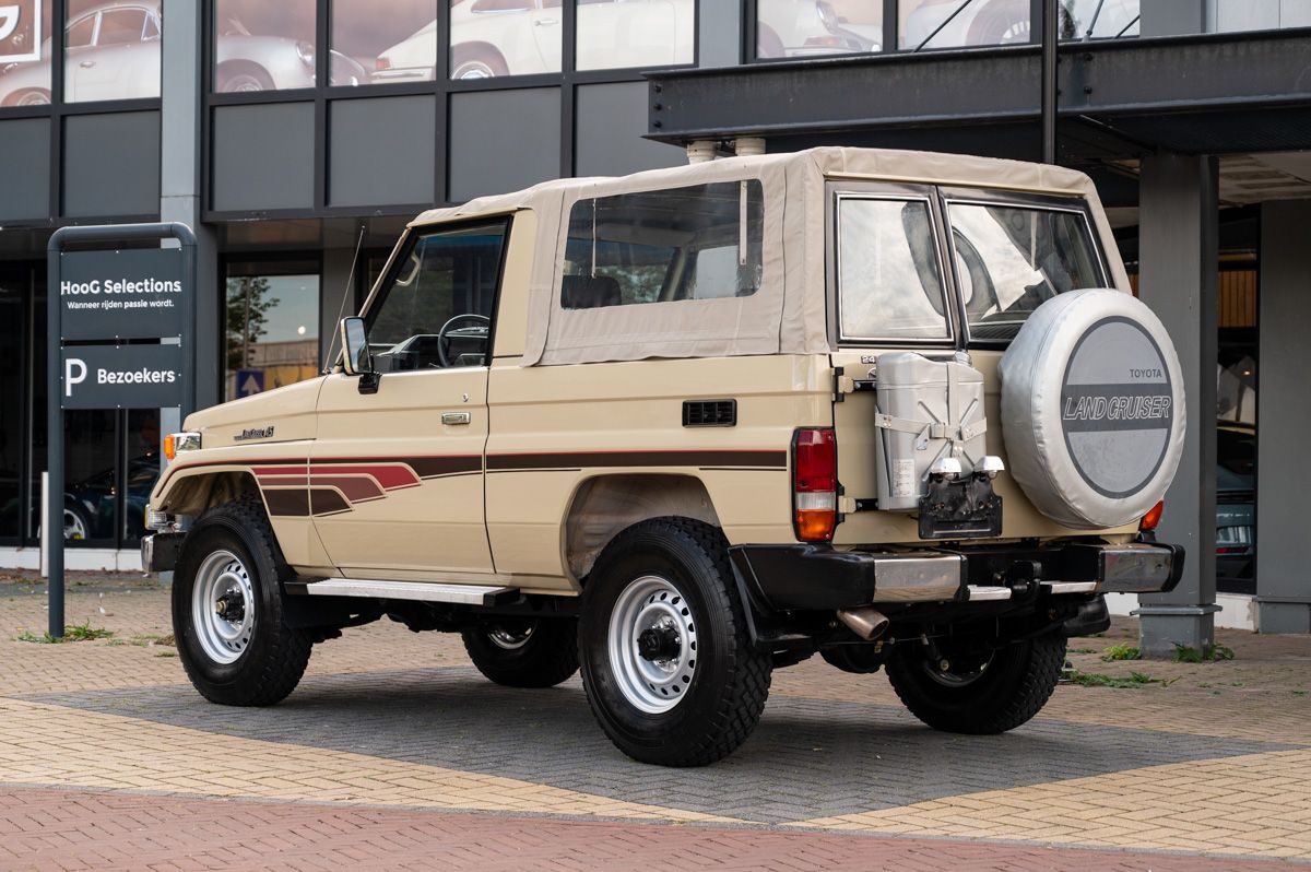 Toyota Land Cruiser (1994) — Foto 12