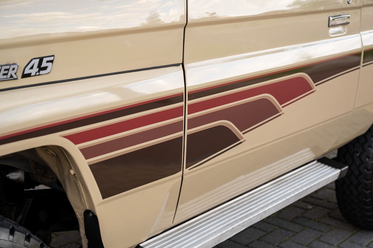 Toyota Land Cruiser (1994) — Foto 38