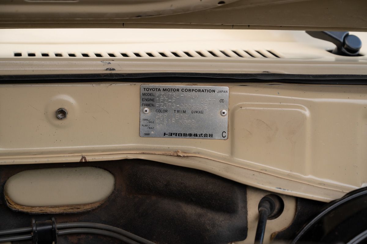 Toyota Land Cruiser (1994) — Foto 42