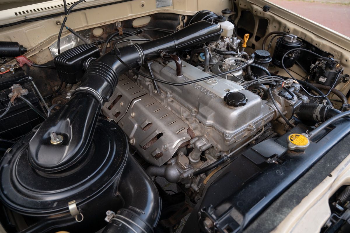 Toyota Land Cruiser (1994) — Foto 73