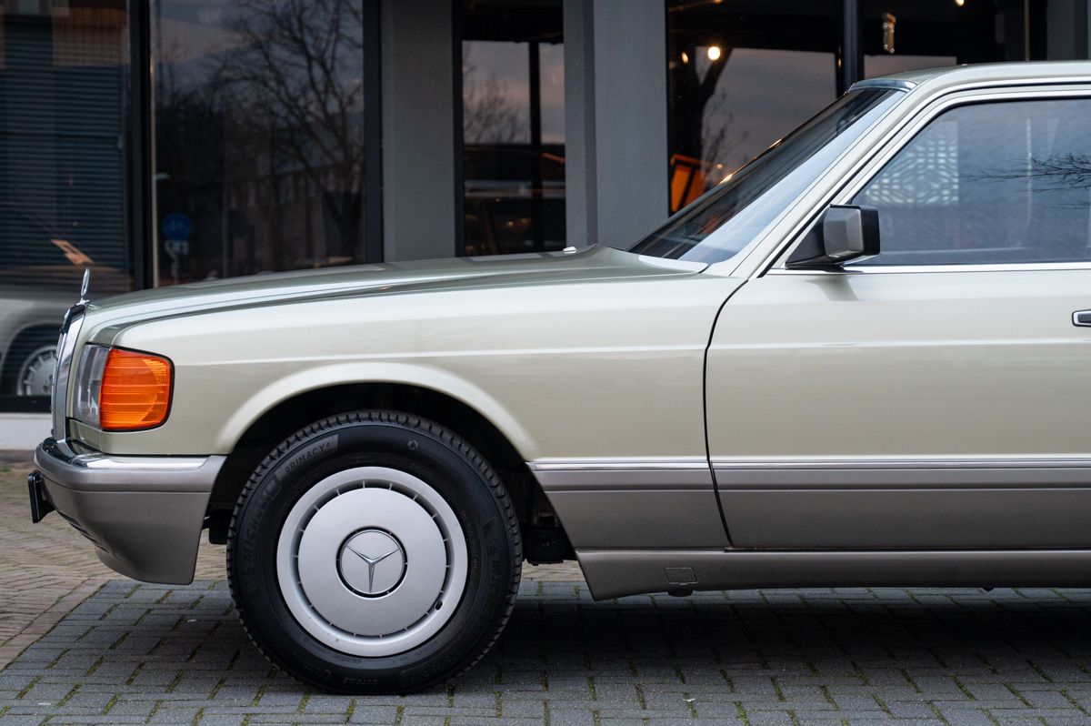 Mercedes-Benz S-Klasse (1986) — foto 26