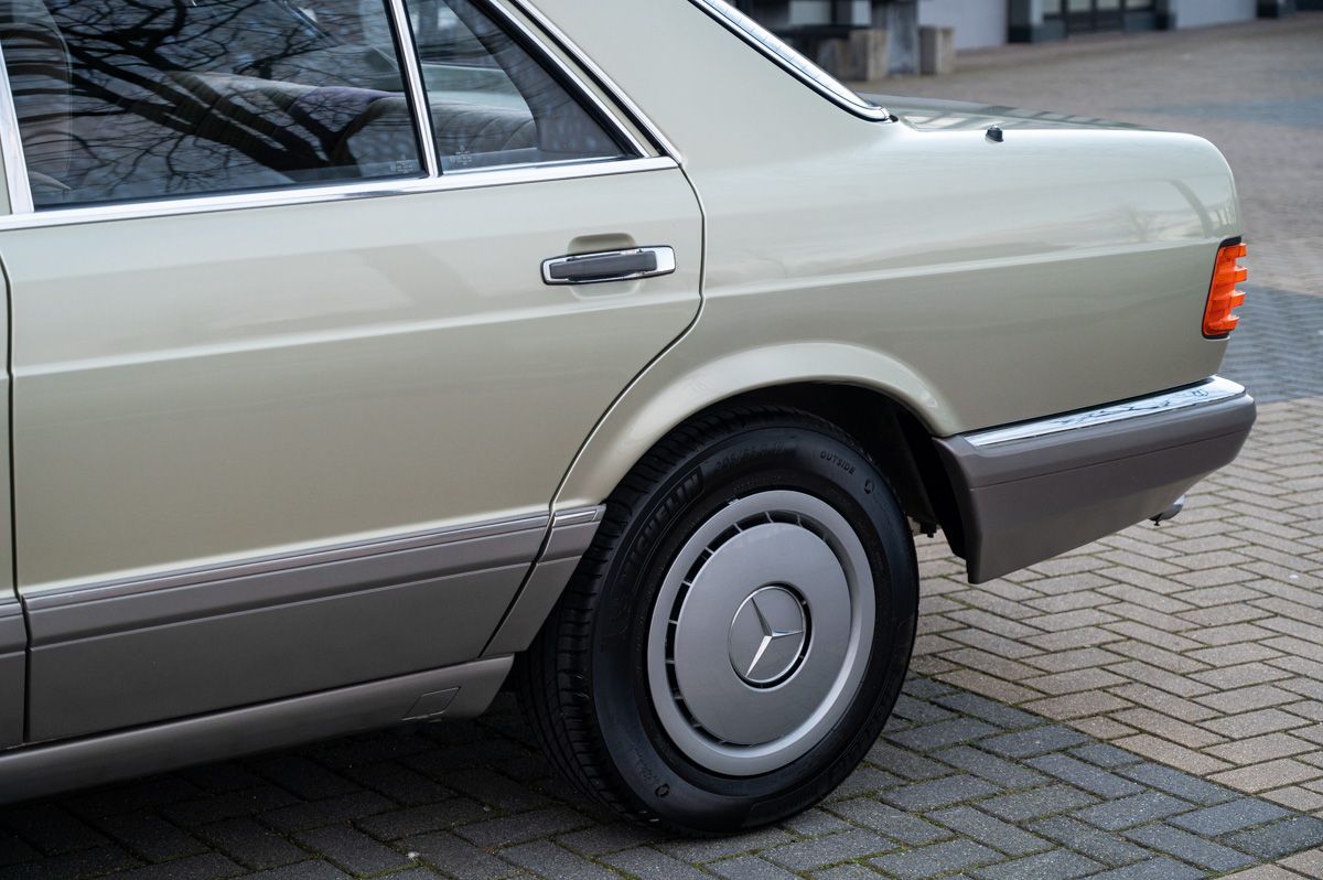 Mercedes-Benz S-Klasse (1986) — foto 13
