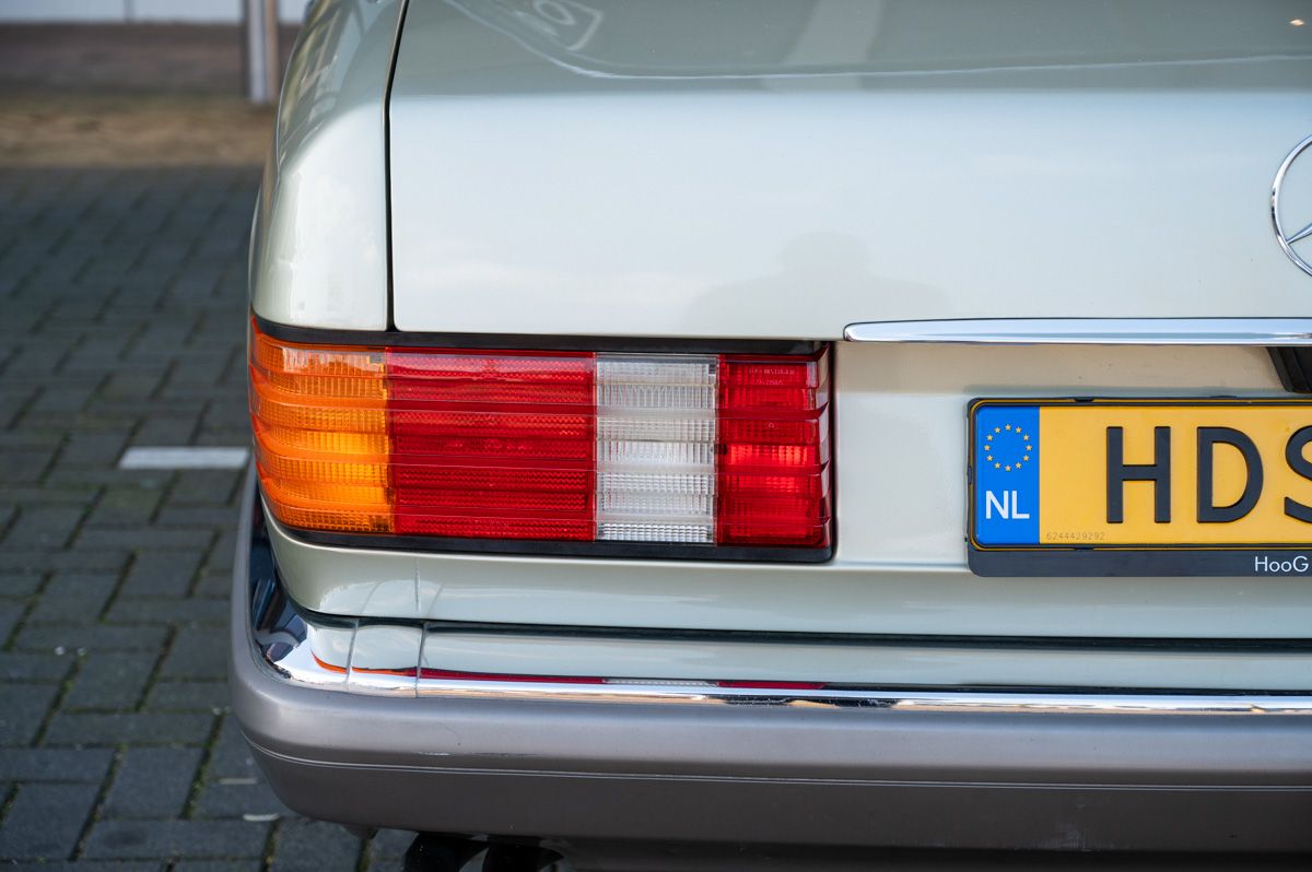Mercedes-Benz S-Klasse (1986) — foto 23