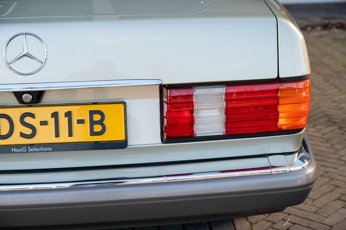 Mercedes-Benz S-Klasse (1986) — foto 24