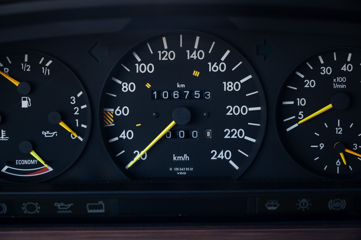 Mercedes-Benz S-Klasse (1986) — foto 51