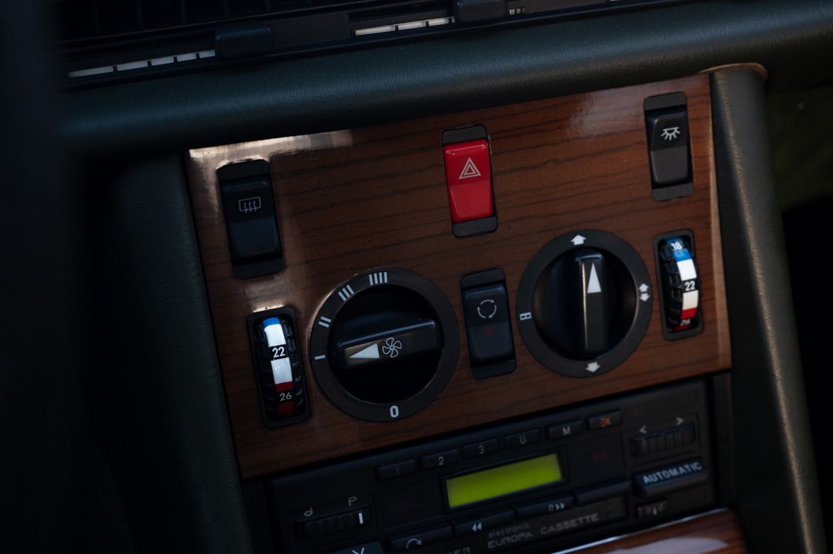 Mercedes-Benz S-Klasse (1986) — foto 61
