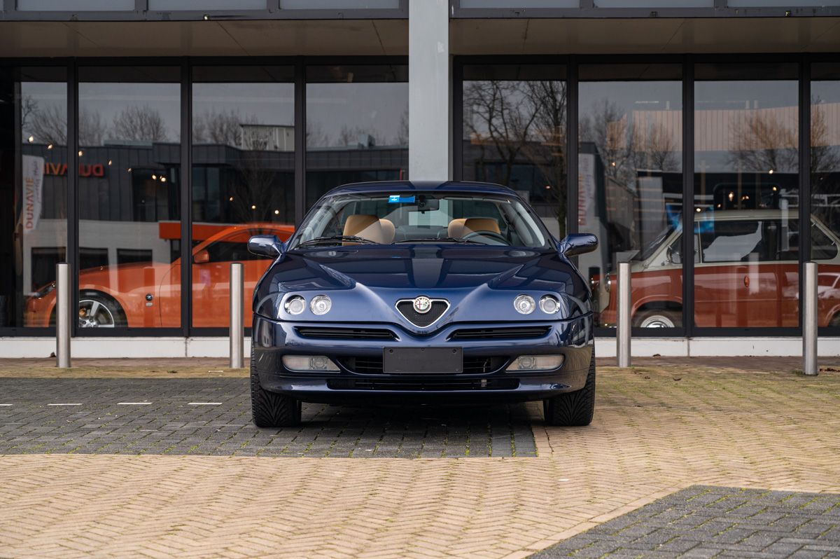 Alfa Romeo GTV (1999) — photo 5