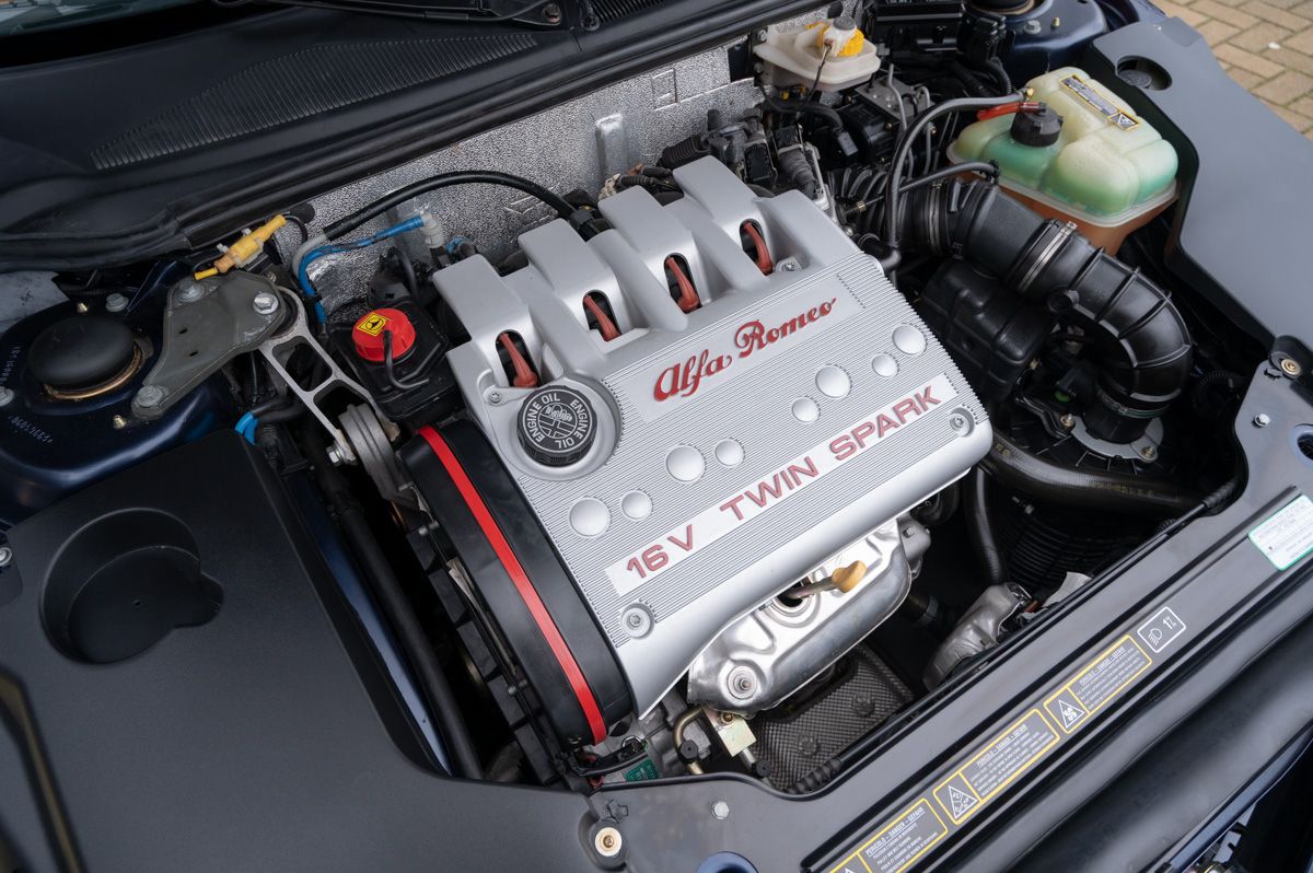 Alfa Romeo GTV (1999) — photo 66